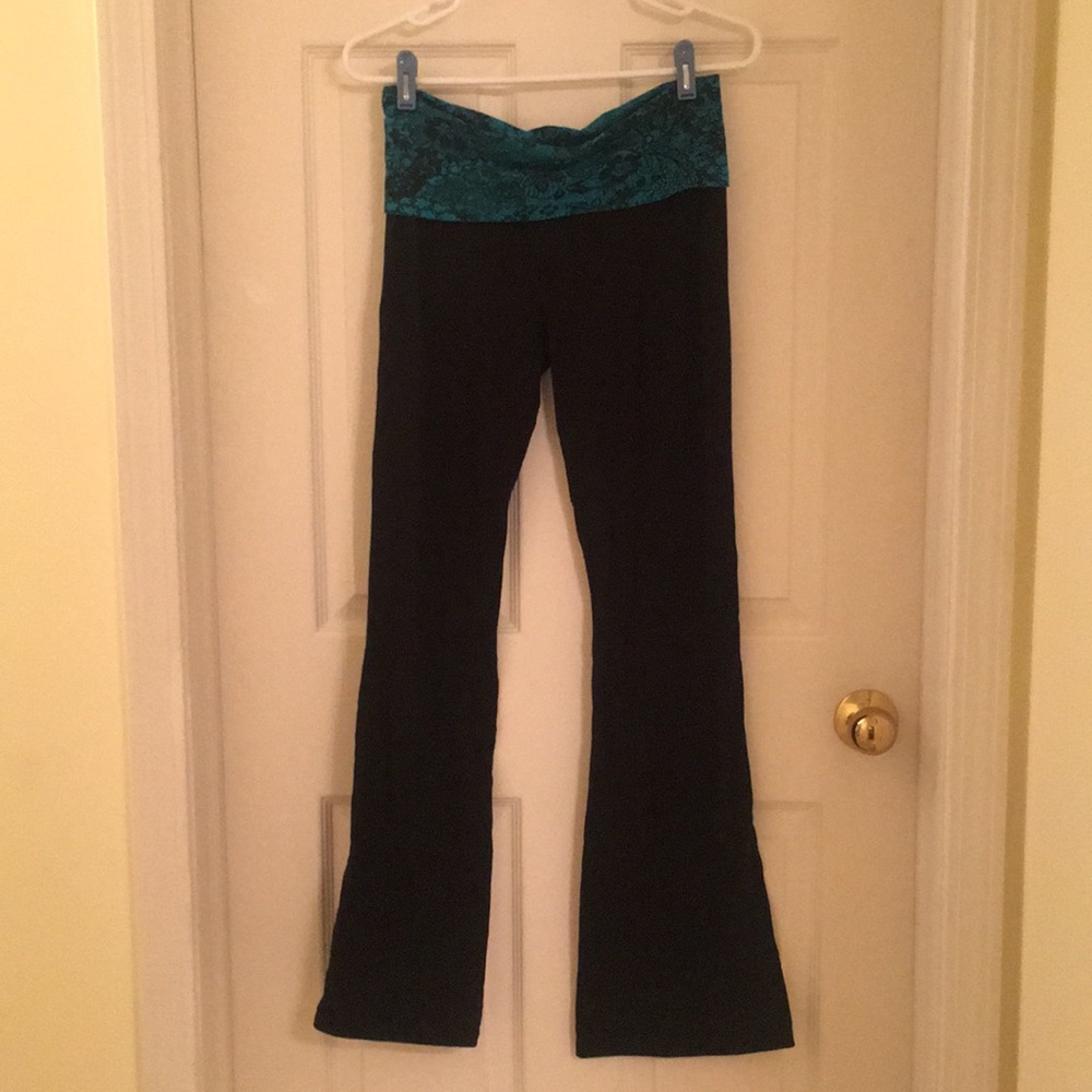 Yoga pants 🌟 eye candy size large L